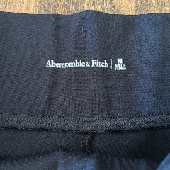 Abercrombie & Fitch stretch dress pant. - Picture 6 of 7